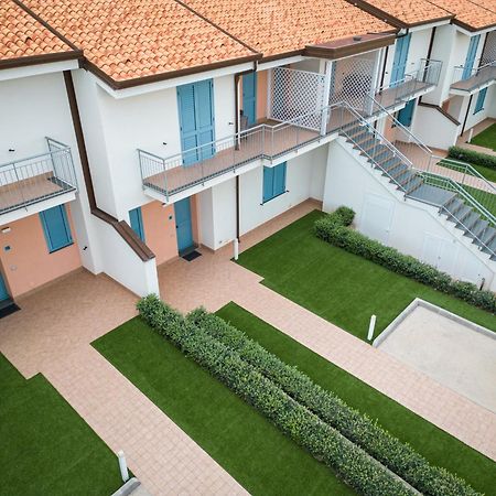 Icaro Residence Apartments With A Beautiful Pool Sant'Agata di Militello Eksteriør billede