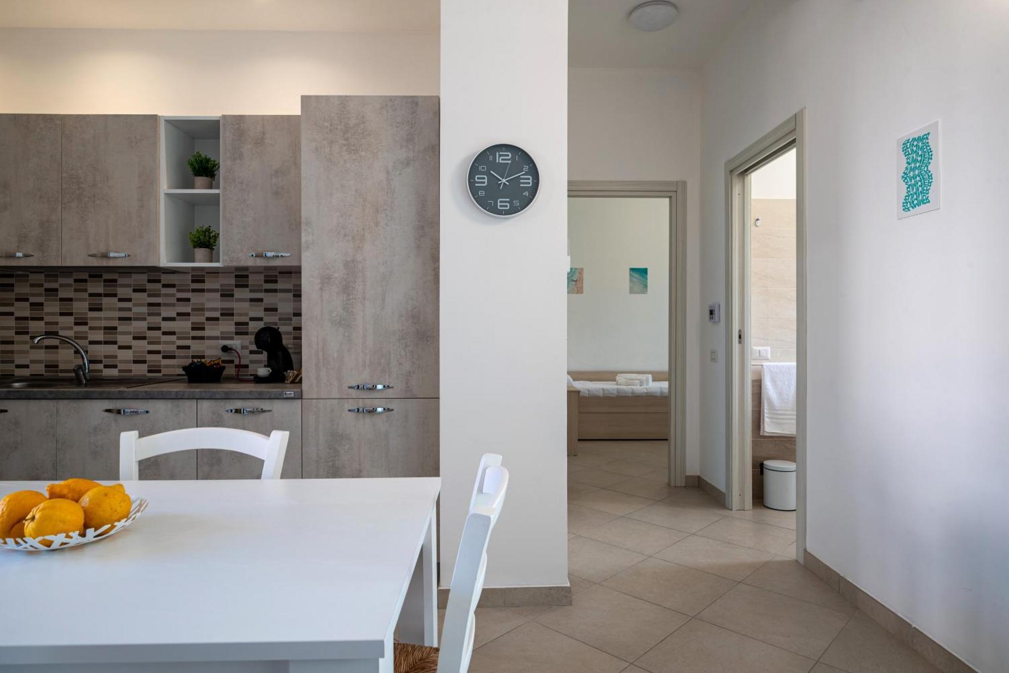 Icaro Residence Apartments With A Beautiful Pool Sant'Agata di Militello Eksteriør billede