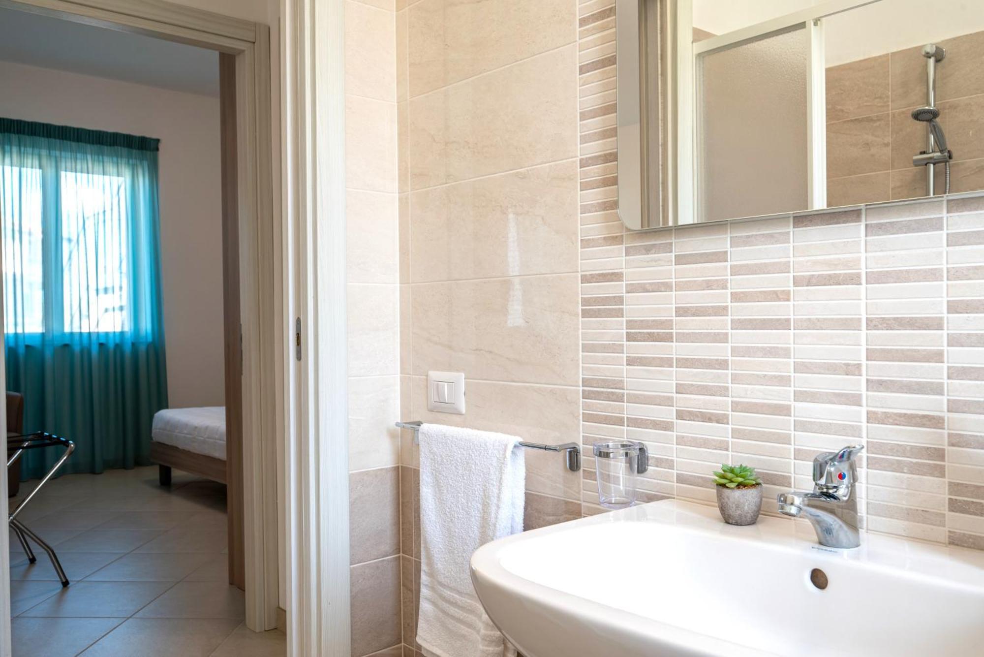 Icaro Residence Apartments With A Beautiful Pool Sant'Agata di Militello Eksteriør billede