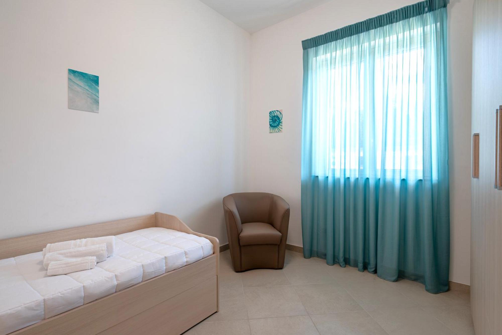Icaro Residence Apartments With A Beautiful Pool Sant'Agata di Militello Eksteriør billede